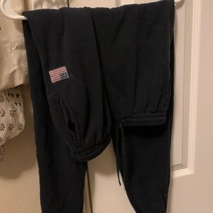 BRANDY MELVILLE SWEATS